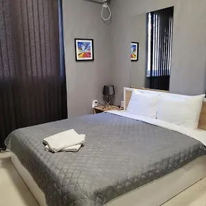  Hostal M
