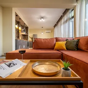 Three Lilies Appartement