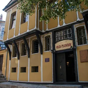  Pensión Old